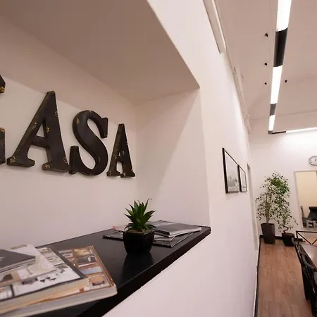 Palazzo Carmine A Due Passi Dall'acquario Affittacamere